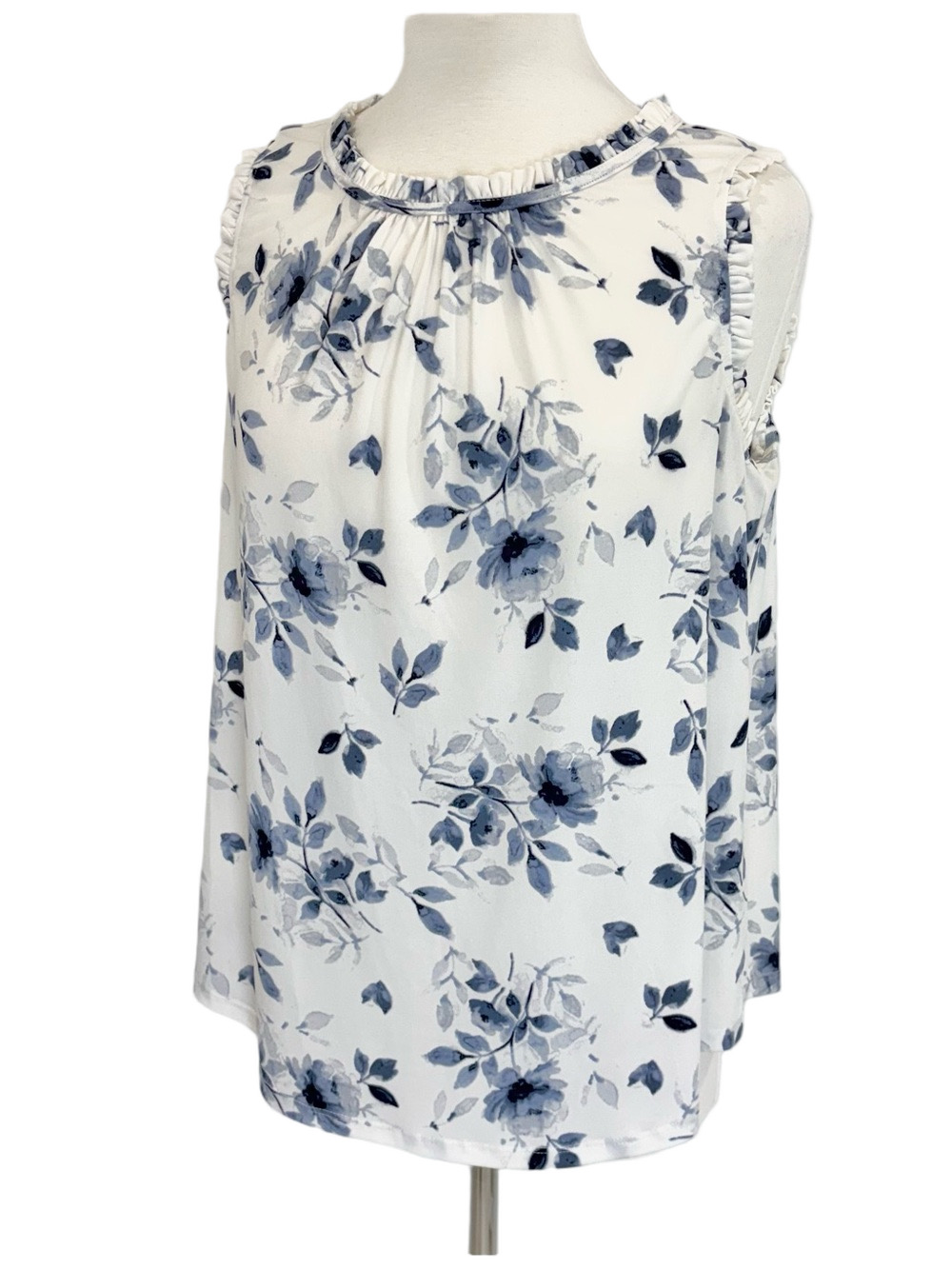 Ricki's white and blue floral top